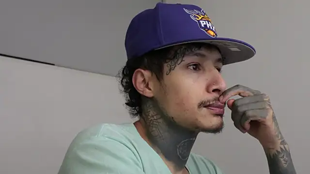 trieone online show from February 26, 3:53 am