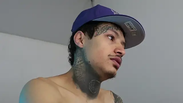 trieone online show from December 28, 8:16 am