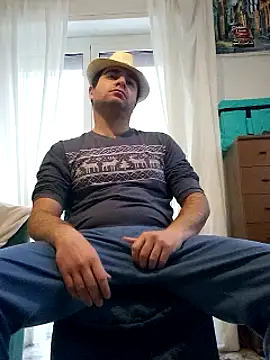 Snapshot of Dharmare@xh chatting on January 11, 9:26 am Dharmarexh online show from January 11, 9:26 am