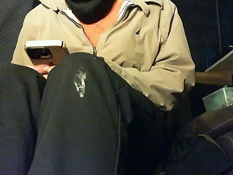 Sitonmyface2020xh online show from December 15, 12:46 pm