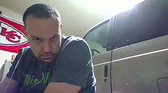 captainstabbin83 online show from February 14, 10:28 am