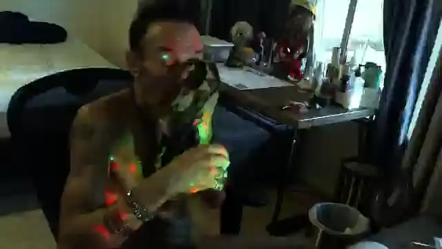 Snapshot of mycock2474u chatting on October 11, 2:21 pm mycock2474u online show from October 11, 2:21 pm