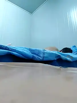 Snapshot of david_geam chatting on January 7, 3:54 pm david geam online show from January 7, 3:54 pm