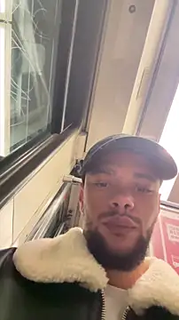 Lionayowe online show from October 26, 8:00 pm