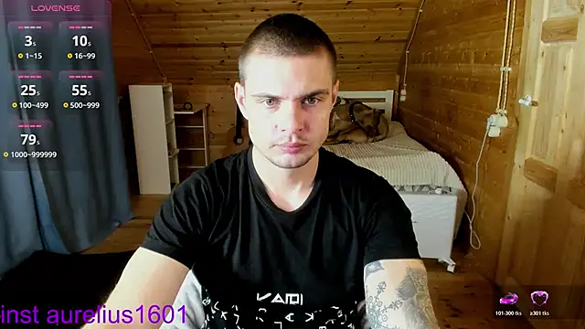 maks wolfis online show from November 4, 5:47 pm