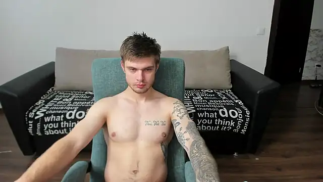 maks wolfis online show from January 7, 8:37 am