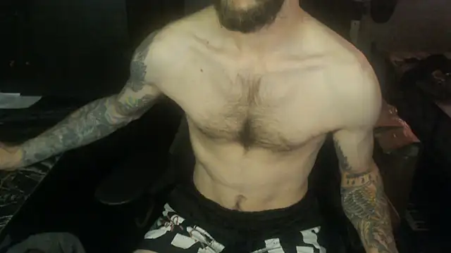SexxxyLouis online show from May 19, 7:31 pm