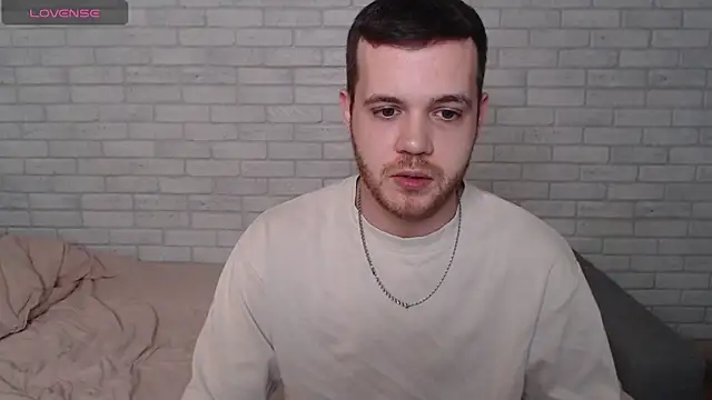 Alexxx horny online show from May 30, 11:10 am