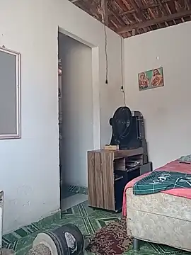 tarra122 online show from April 10, 2:35 pm