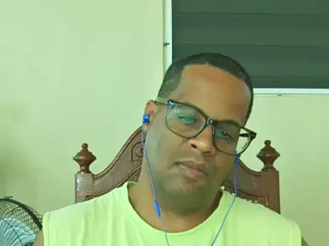 thesugar32 online show from March 18, 2:09 pm