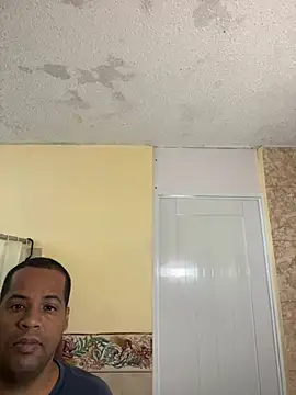 thesugar32 online show from February 23, 11:07 am