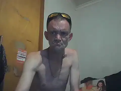 Snapshot of TooFknHorny1 chatting on January 30, 9:57 am TooFknHorny1 online show from January 30, 9:57 am