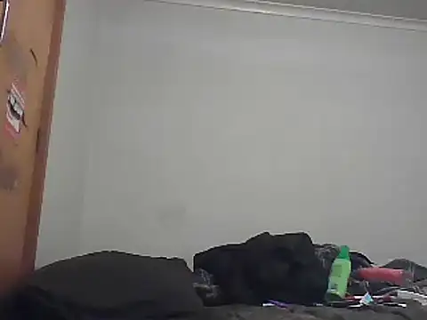 Snapshot of TooFknHorny1 chatting on January 16, 10:23 pm TooFknHorny1 online show from January 16, 10:23 pm