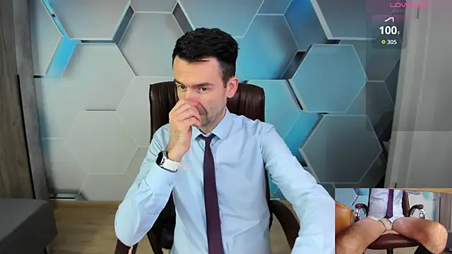 SteveTiger online show from March 31, 3:30 am