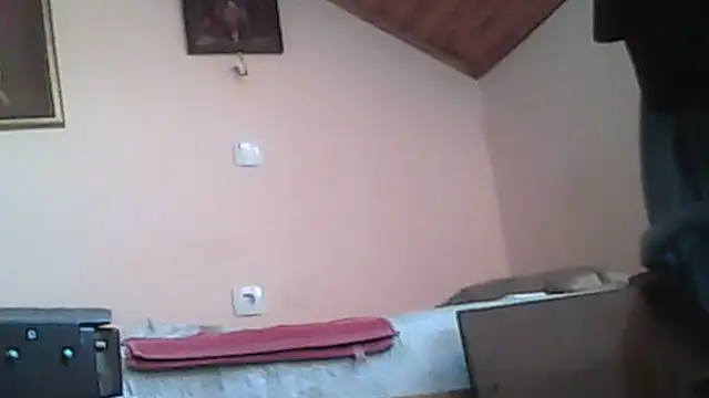 bartolik06 online show from October 7, 5:22 am