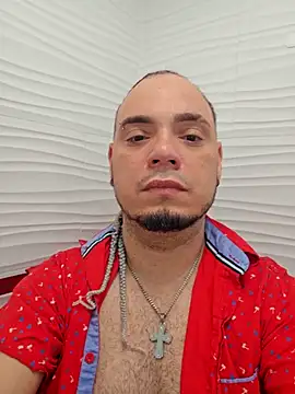 latinoflpr online show from December 2, 10:24 pm