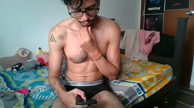 alisterxxx online show from December 28, 1:29 pm