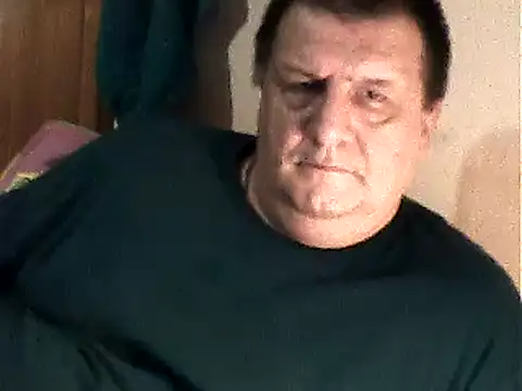 Snapshot of Vyrtous579 chatting on December 17, 3:39 pm Vyrtous579 online show from December 17, 3:39 pm