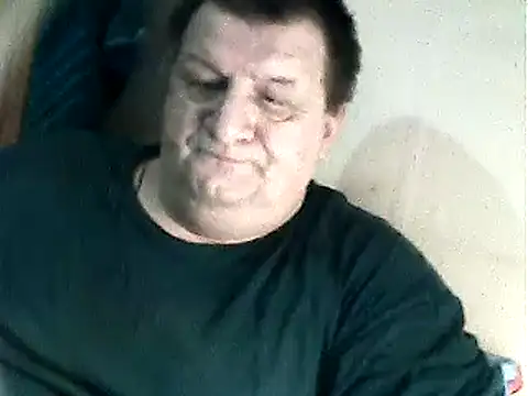 Snapshot of Vyrtous579 chatting on February 9, 3:12 pm Vyrtous579 online show from February 9, 3:12 pm