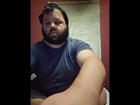 Strongbutgentle36 online show from January 12, 9:46 am