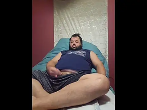 Strongbutgentle36 online show from December 19, 7:49 am