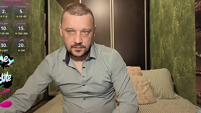 DanielOhCool online show from November 6, 5:32 am