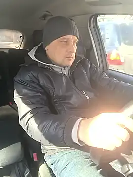 DanielOhCool online show from February 18, 9:32 am