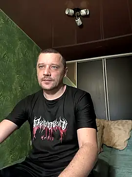 DanielOhCool online show from November 29, 7:32 am