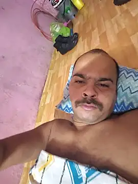 Vickyrajput009 online show from November 19, 2:33 am