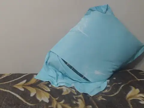 yvesstorm1 online show from November 12, 4:35 pm