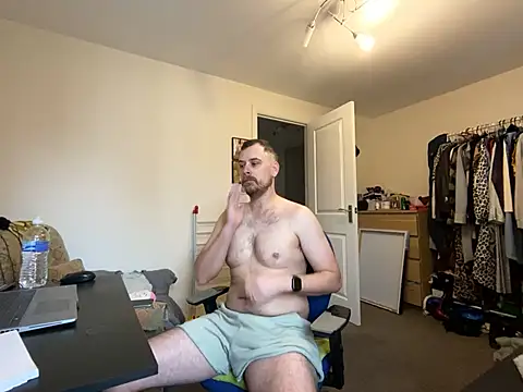 Snapshot of Kramer023 chatting on March 7, 10:35 am Kramer023 online show from March 7, 10:35 am