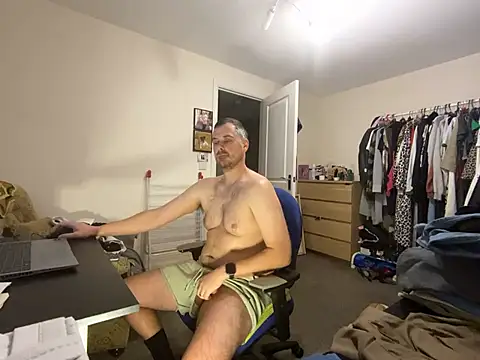 Snapshot of Kramer023 chatting on January 17, 3:53 pm Kramer023 online show from January 17, 3:53 pm