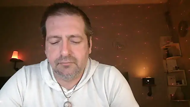 Snapshot of matrikes1 chatting on March 21, 7:57 pm matrikes1 online show from March 21, 7:57 pm