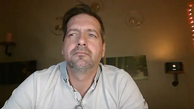 Snapshot of matrikes1 chatting on December 21, 8:00 pm matrikes1 online show from December 21, 8:00 pm