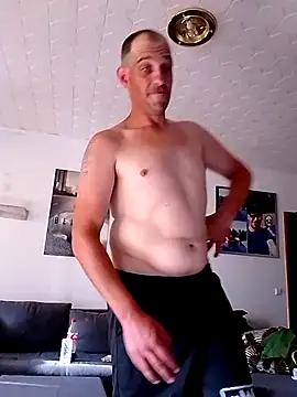 Codymc89 online show from July 15, 4:57 pm