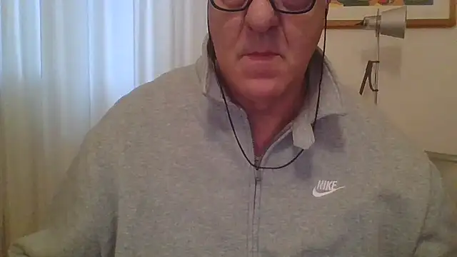 ANONIMO7735 online show from March 18, 10:48 pm