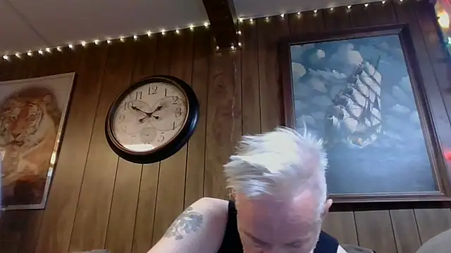 Snapshot of Makowboy chatting on December 26, 8:53 pm Makowboy online show from December 26, 8:53 pm