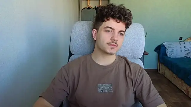 Remy Miles online show from February 10, 7:02 am