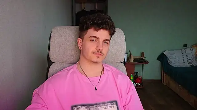 Remy Miles online show from February 26, 2:40 pm