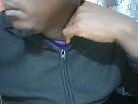 honeyswit online show from February 22, 8:43 pm