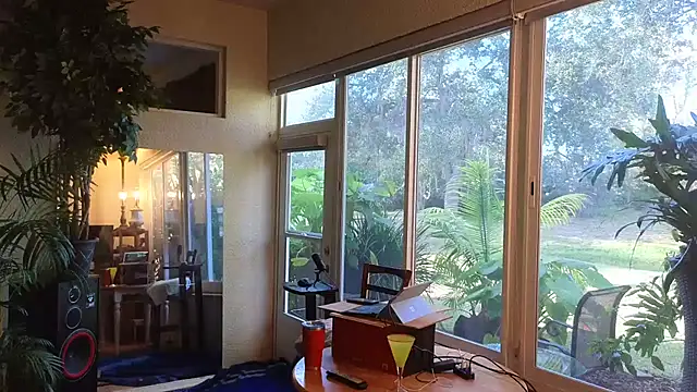 Snapshot of eliberator1777 chatting on January 16, 9:19 pm eliberator1777 online show from January 16, 9:19 pm