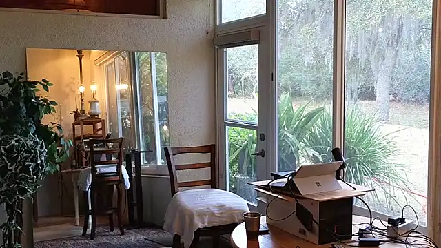 eliberator1777 online show from March 8, 6:01 pm