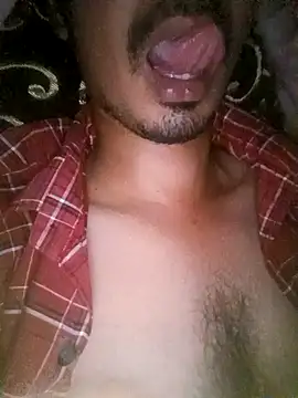 Snapshot of dreamtoungelick69 chatting on October 20, 8:13 pm dreamtoungelick69 online show from October 20, 8:13 pm