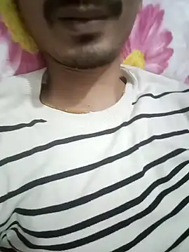 Snapshot of dreamtoungelick69 chatting on March 4, 5:24 pm dreamtoungelick69 online show from March 4, 5:24 pm