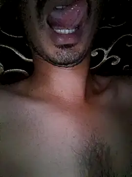 Snapshot of dreamtoungelick69 chatting on October 16, 12:18 am dreamtoungelick69 online show from October 16, 12:18 am