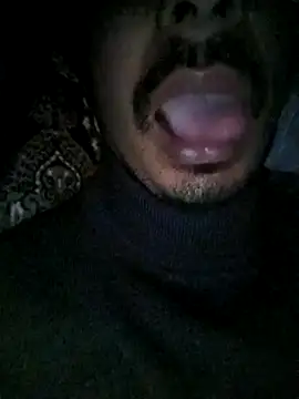 Snapshot of dreamtoungelick69 chatting on January 21, 9:25 pm dreamtoungelick69 online show from January 21, 9:25 pm