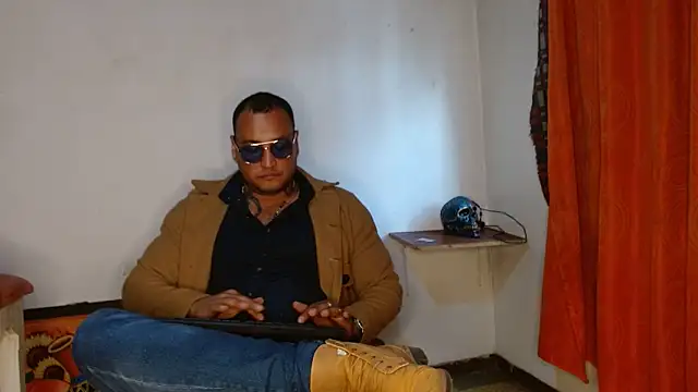 hardrock982 online show from March 21, 1:45 pm