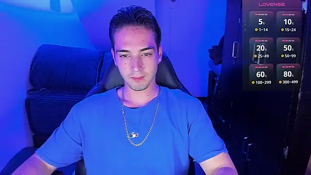 Alex smith00 online show from January 4, 2:25 am