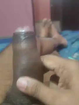 omar23121 online show from December 23, 2:39 pm