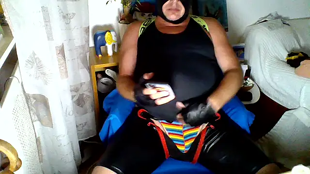 Marvin-Holland online show from September 26, 8:50 pm